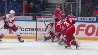 Gilmour capitalizes on PP to give CSKA lead