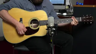 Martin D-18 vs D-28