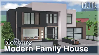 Bloxburg - Modern Family House Speedbuild (exterior)