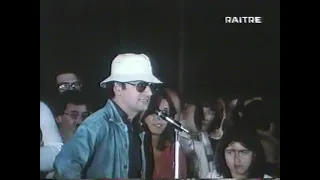 Dario Bellezza a Castel Porziano giugno 1979  frammento di 1 min