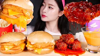 ASMR * MCDONALD'S DOUBLE FILET O FISH BURGERS & SPICY FRIED CHICKEN & CHEESE SAUCE MUKBANG