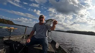 Crappie Fishing Casting Catching Crappie Lake Talquin  "Monster Crappie Caught on the Lake: