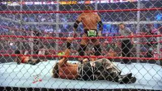 Hell in a Cell 2009, Triple H breaks ino the Devil's Playground