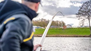 Catch Carp On The Pole With Pellets | Feeding In Deep Water!