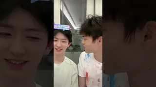 Suck Cheek 🍩 | Chen Lv & Liu Cong #bl #jenvlog #đammỹ  #chenlv #liucong - BL Kiss