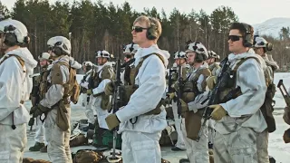 Exercise Cold Response 22: Norwegian soldiers rehearse with Marine Corps Super Stallions