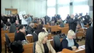 "Коридор позора", Травля газом и Сессия Никопольского городского совета