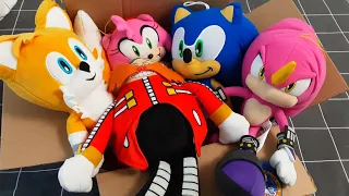 HUGE SONIC THE HEDGEHOG PLUSH UNBOXING!!