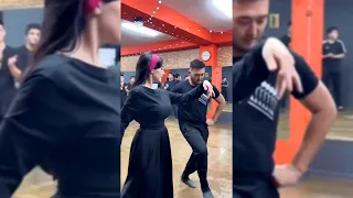 ЛОВЗАР! - Шикарные девушки и парни танцуют лезгинку 2024