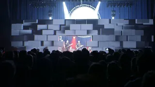 The Pink Floyd Sound - Another Brick in the Wall (part 3) / The Last Few Bricks (LIVE)