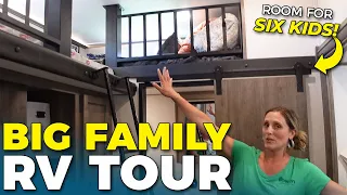 RV FAMILY OF EIGHT Living Full Time - Tour Their Sabre Cobalt 38DBQ