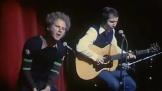 Simon & Garfunkel  - Feelin groovy (live in France, 1970)