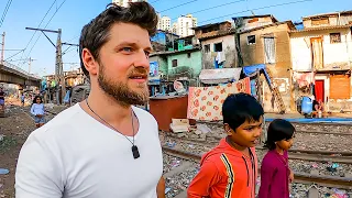 Exploring Mumbai's Hidden Slum 🇮🇳