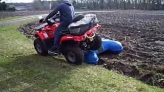 Whaly 310 crash strength test