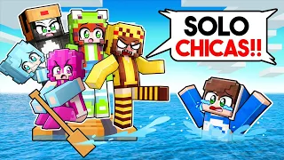 ¡1 CHICO vs 5 CHICAS en UNA BALSA en MINECRAFT! 😱🦈 Sparta356