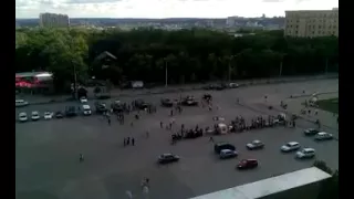 18 07 2015 Харьков, площадь Свободы, БТР, Правый сектор, милиция, патриоты, гимн Украины