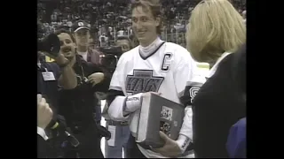 Wayne Gretzky Becomes NHL All-Time Goals Leader 1994-03-23