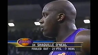 56. Kobe Bryant TAKES OVER in the 4th After Shaq Fouled Out vs Sacramento Kings - March 24, 2002