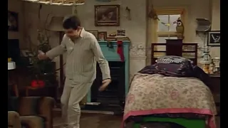 Waking Up CHRISTMAS Morning mr bean - merry christmas mr bean | full episode | Classic Mr Bean