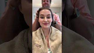 Getting a celebrity scalp treatment! 🫢😮