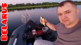 I spend the night in a boat on a huge lake. How to catch with side rods. Fishing for bream underwate