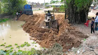 #Ep2 Update project pouring soil into deep pond, working well Dozer CAT ,To build a house entrance