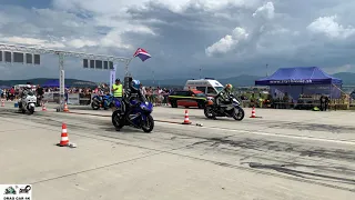 BMW S1000RR vs Yamaha R1 🏍🚦 motorbikes drag race 1/4 mile - 4K