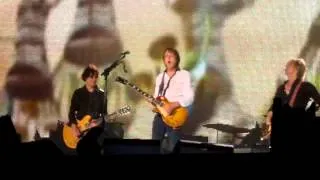 Paul McCartney - Golden Slumbers/ Carry That Weight/ The End - Fortaleza 09/05/13 OUT THERE! BRAZIL