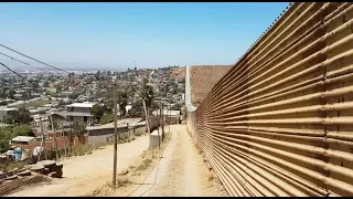 Contra el muro de Tijuana: un viaje al limbo de los deportados por Estados Unidos