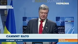 Саммит НАТО. Порошенко встретился с Трампом