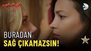 Yasemin Dişini Gösterdi!  - Çatı Katı Aşk Özel Klip