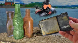 100 Year Old Treasures Found Scuba Diving With Huge Fish In River!