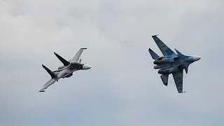 Сверхманевренный  истребитель Су- 30СМ в действии 🔥 Высший пилотаж генерала Харчевского. Армия 2017