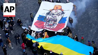 Prague flash mob advocates Ukraine solution via the Estonian plan