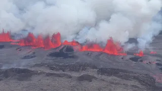 Aerial footage of ongoing volcanic eruption in Iceland | AFP