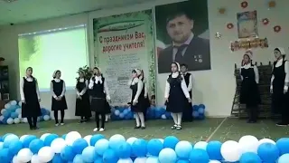 Песня Мы любим вас, родные ваши лица