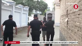Жбурляли яйця в бік посольства Білорусі: поліція затримали 5 активістів у Києві / включення