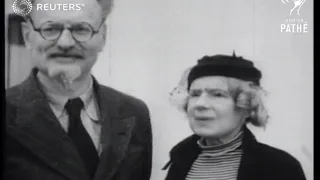 MEXICO: Leon Trotsky in exile (1937)