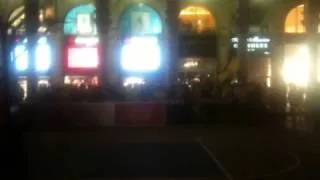 Maccabi fans parading at Duomo