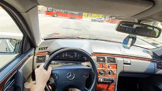 2002 Mercedes Benz E220 CDI W210 - City POV 4K