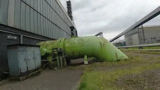 sneaking into an abandoned  Power station UK 🇬🇧