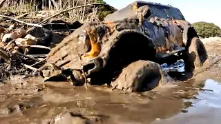 Can Traxxas TRX-4 2021 Ford Bronco cross the swamp?　trx4 vs mud! 3s Lipo