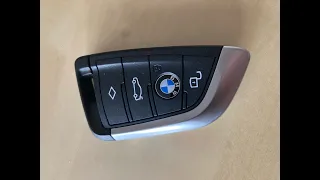 How to change battery in BMW key. Jak vyměnit baterii v klíči BMW.