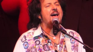 Rock meets Classic 2017 - Steve Lukather (Toto) - Hold the Line (Live) @ Frankfurt