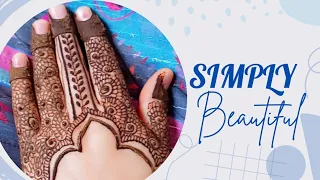 Let your hands tell a story with henna||simply beautiful mehndi design.