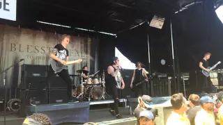 Blessthefall - Guys Like You Make Us Look Bad (Live @ Vans Warped Tour in OKC) Ft. Craig Mabbitt