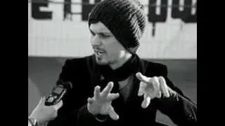 Ville Valo on: 3DaysGrace ♪ Over and Over