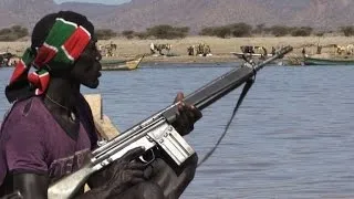 Fishing with guns on Kenya lake under threat