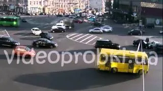 ДТП в Киеве: "встречка" на площади Победы