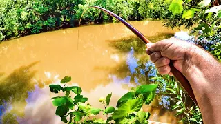 No Reel No Problem! This Primitive Way Of Fishing Catches Loads Of Fish!